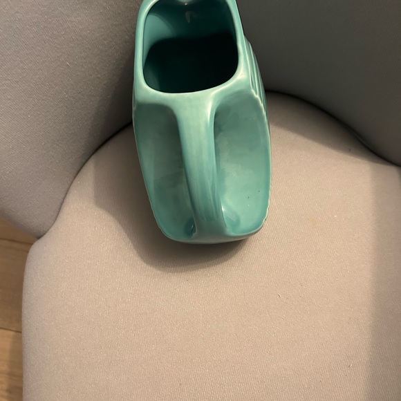 Large Turquoise Fiesta Ware Pitcher. 6 3/4” H x 8 1/2” W (Handle to Spout). - Picture 2 of 8